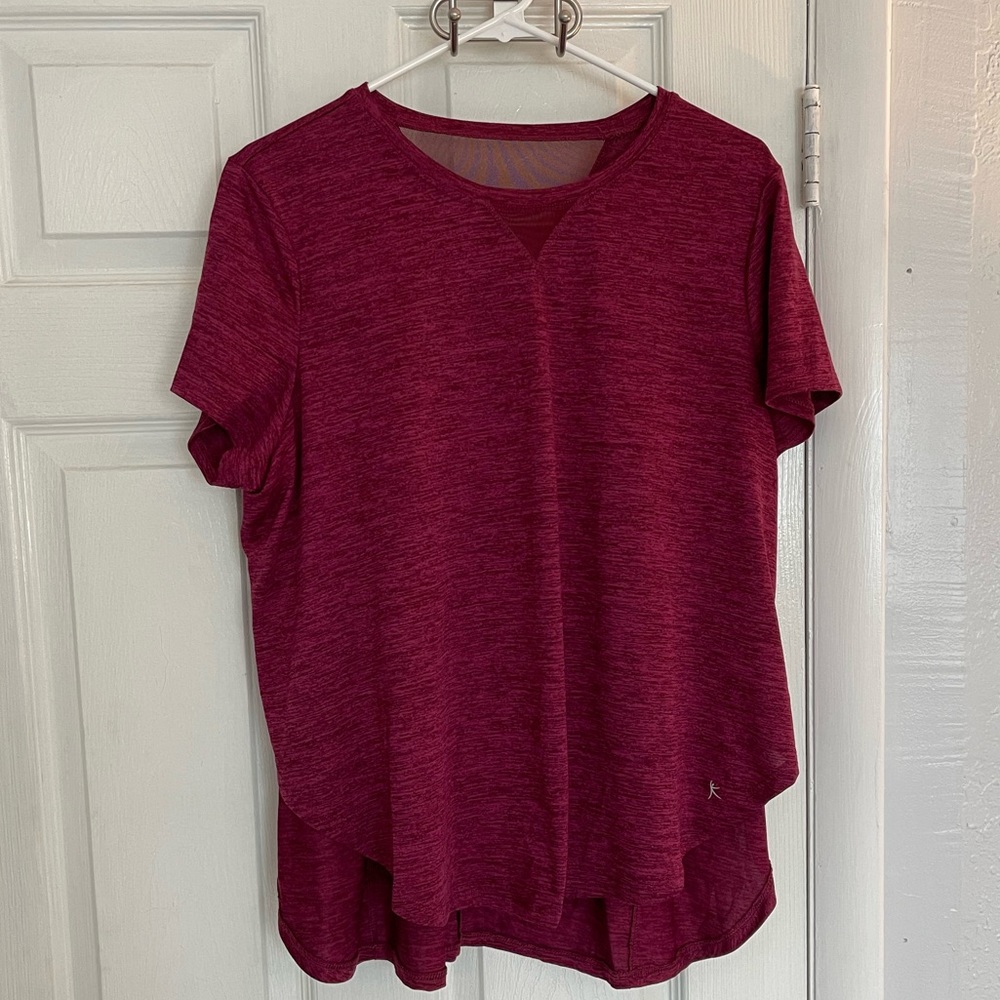 Danskin Now Activity top in burgundy - Size XL